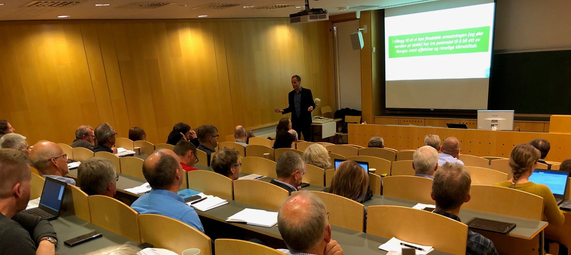 Vellykket dialogmøte om Arena Skogs framtid - WoodWorks! Cluster