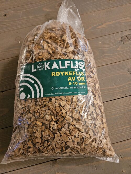 Pose med røykeflis av lauvtre.
